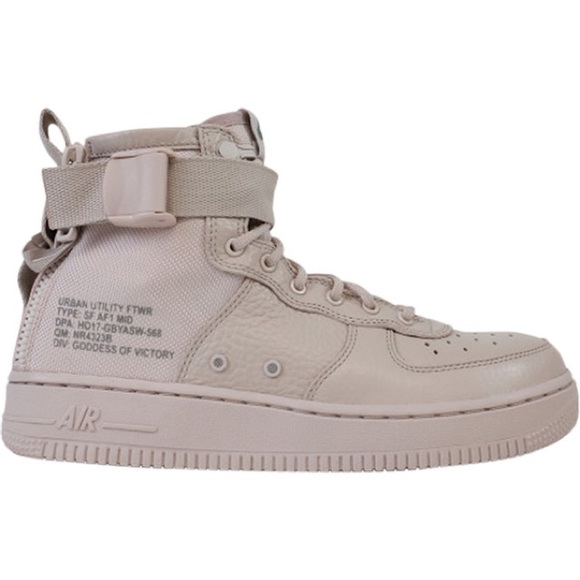 nike aj0424